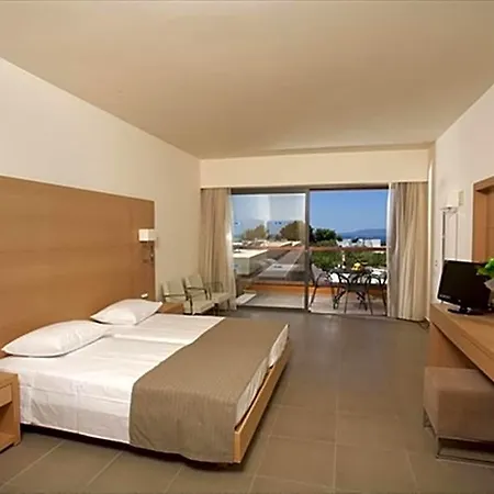 Hotel Island Blue 3*