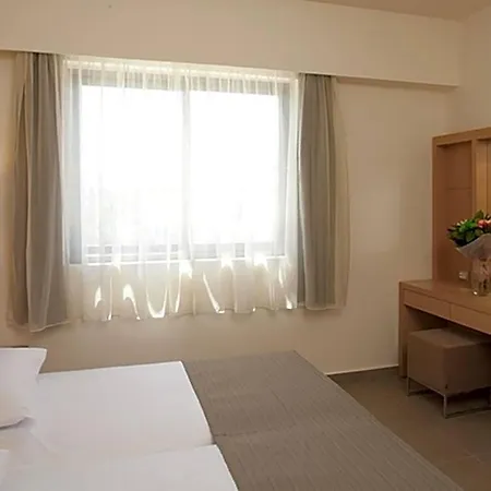 Island Blue Hotel 3*
